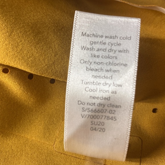 Athleta Terra Tuscan Gold Perforated Crop Tank - Picture 10 of 10